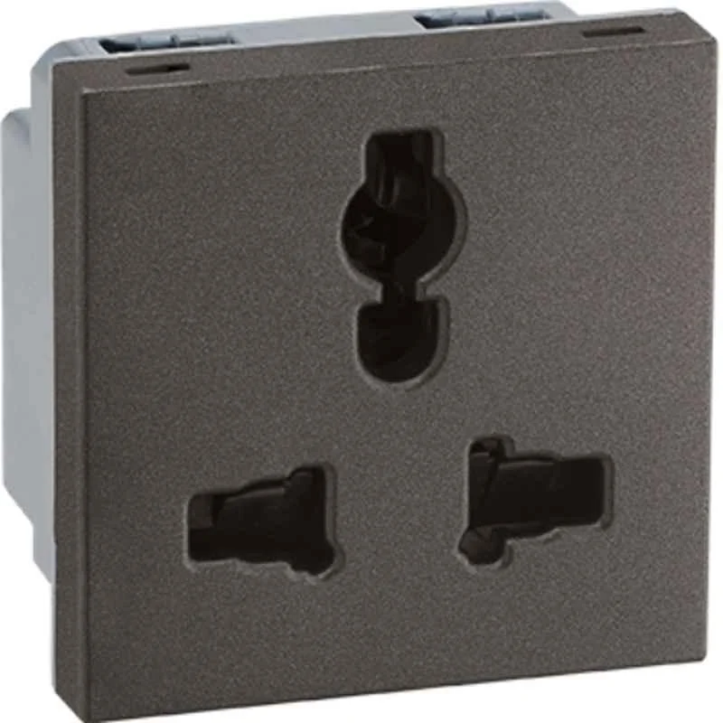 Legrand Myrius Nextgen 6/10/13A 2/3 Pin Multistandard Socket, 679425