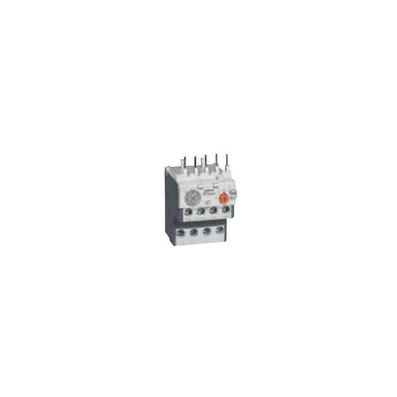 Legrand 3 Pole Class 10A-Integrated Auxiliary Contacts 1 NO + 1 NC, 4170 81
